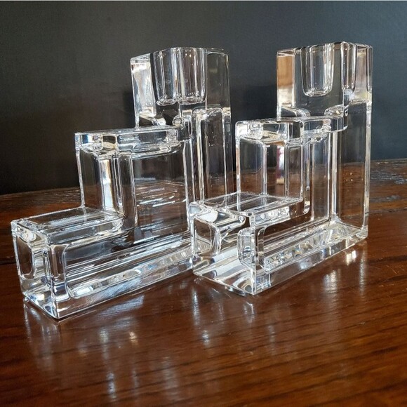 Vintage 1930's Metropolitan Museum of Art Wilber Orme Glass Candlestick Pair - Picture 2 of 9